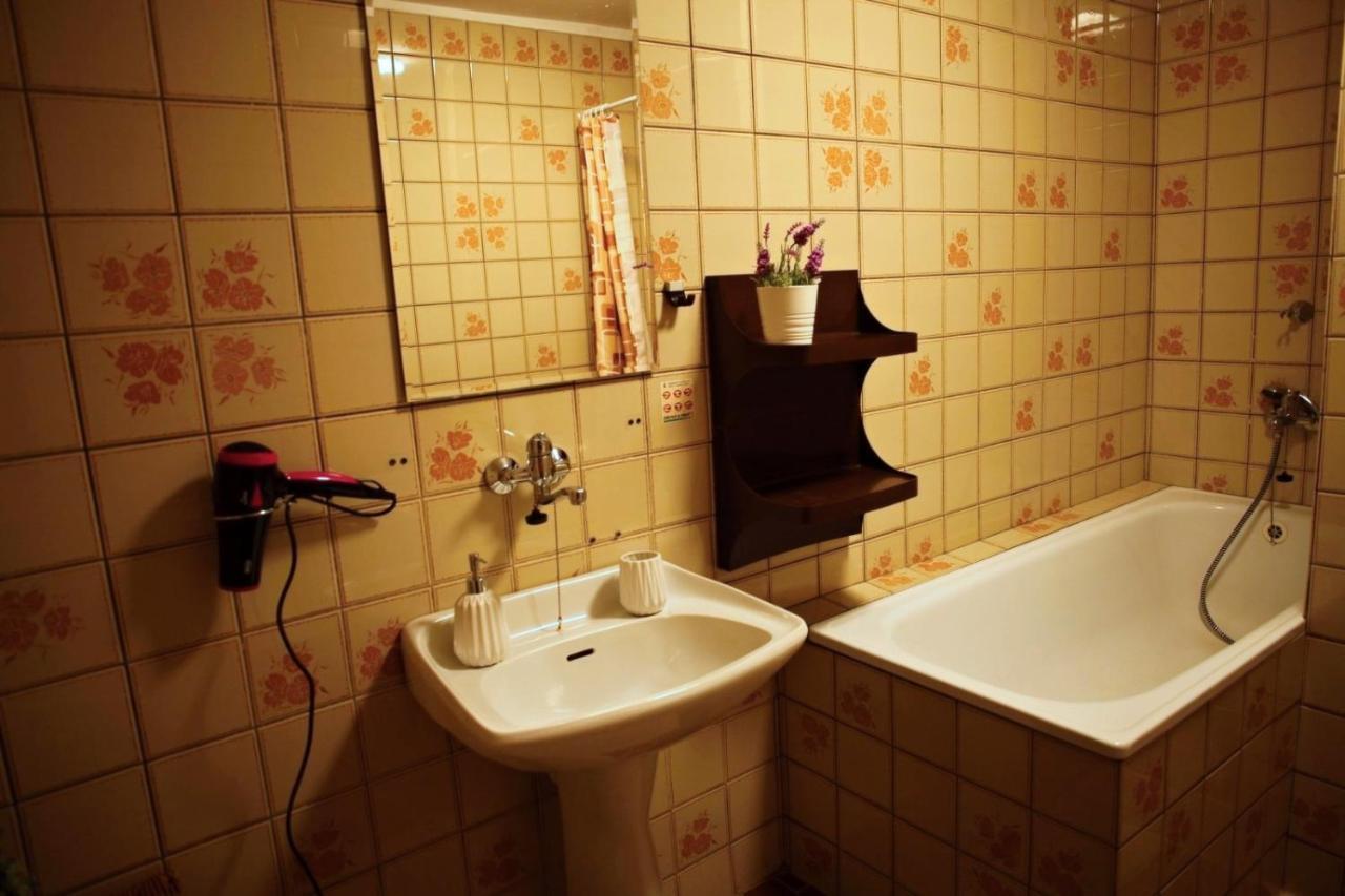 Dum V Ceskem Raji Villa Dolní Bousov Kültér fotó